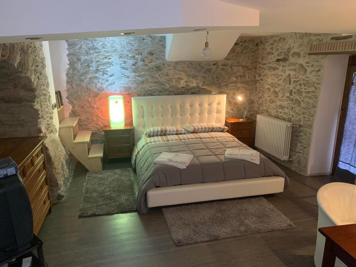 Bed & Breakfast Studioarcodia- San Marco d'Alunzio Eksteriør billede